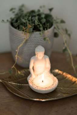 Świeca Budda ze świeczką 