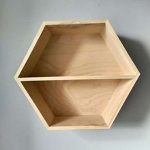 Półka HEXAGON z półką w środku