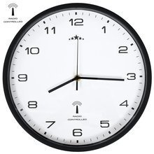 Sterowany radiowo zegar kwarcowy, 31 cm, biało-czarny