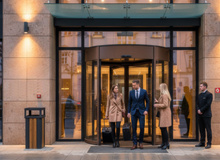 Metalowy kosz z popielnicą 2w1