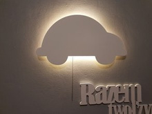 Lampka dziecięca autko LED na baterie